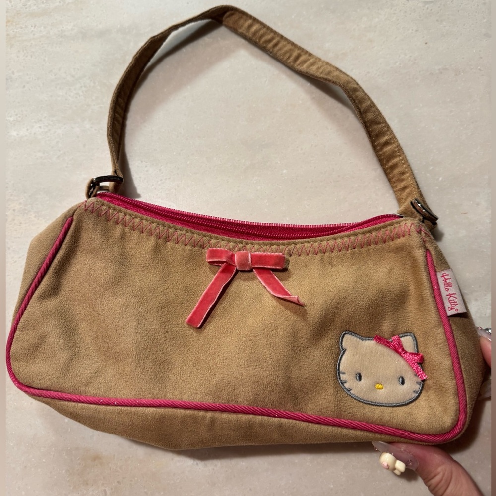 Hello Kitty Shoulder Bag